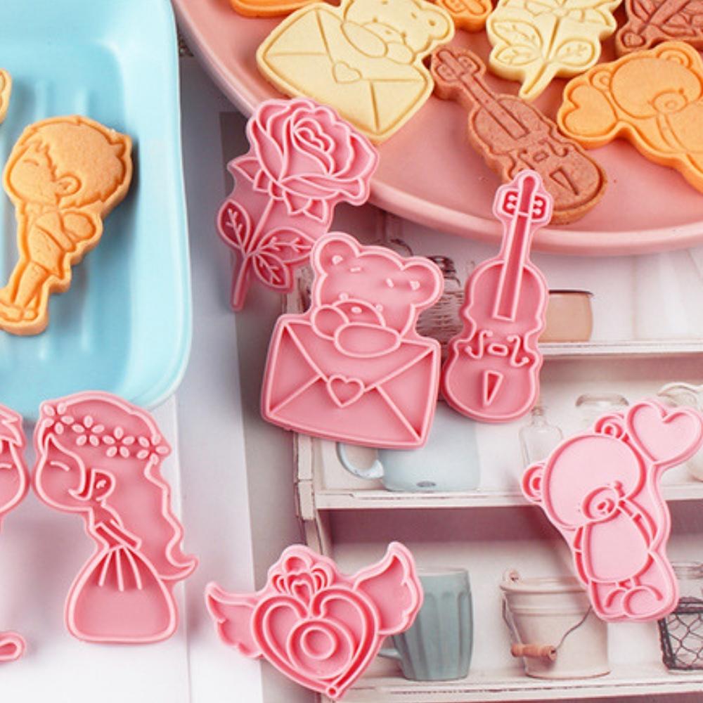 Spread Love with Valentine's Day Frame Cookie Cutter and Stamp Set -  Perfect for Heart-Shaped Cookies