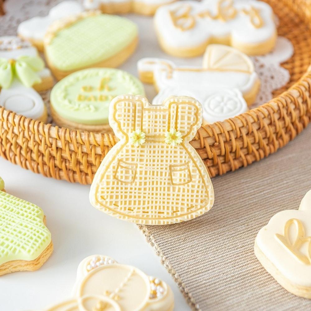 Moleou Baby Shower Cookie Cutter Set, 7Piece Cookie Cutters Include:  Onesie, Bib, Baby Carriage, Bottle, Rattle, Rocking Horse and Frame, with  Extra